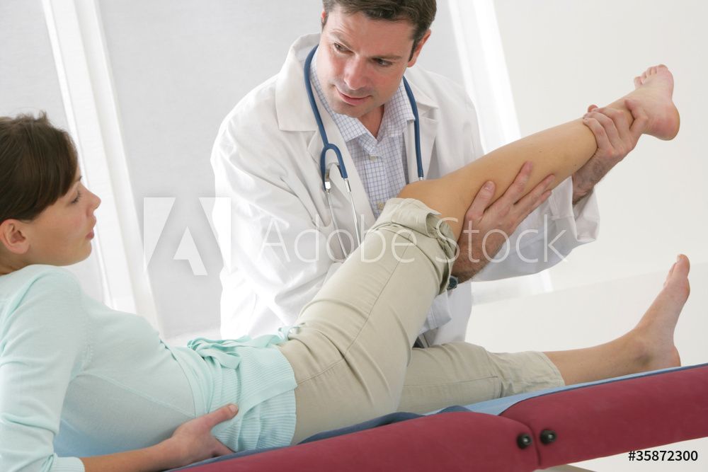 Consultation en chirurgie orthopédique à l'EPSNF Consultation en chirurgie orthopédique à l'EPSNF